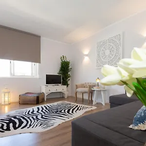 beachome4u2.hotels-lisbon-portugal.com/