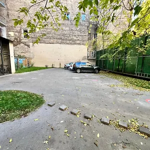 best-seasons-andrassy.inbudapesthotels.com/