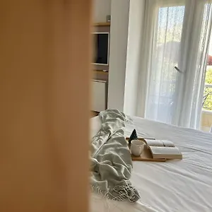 saldanha-guest-house-lisbon.hotels-lisbon-portugal.com/